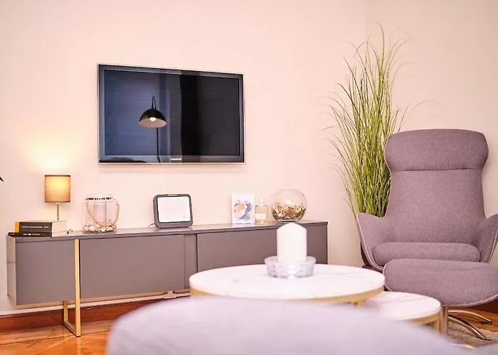 公寓 Ruiz Zorrilla - By Wehomes